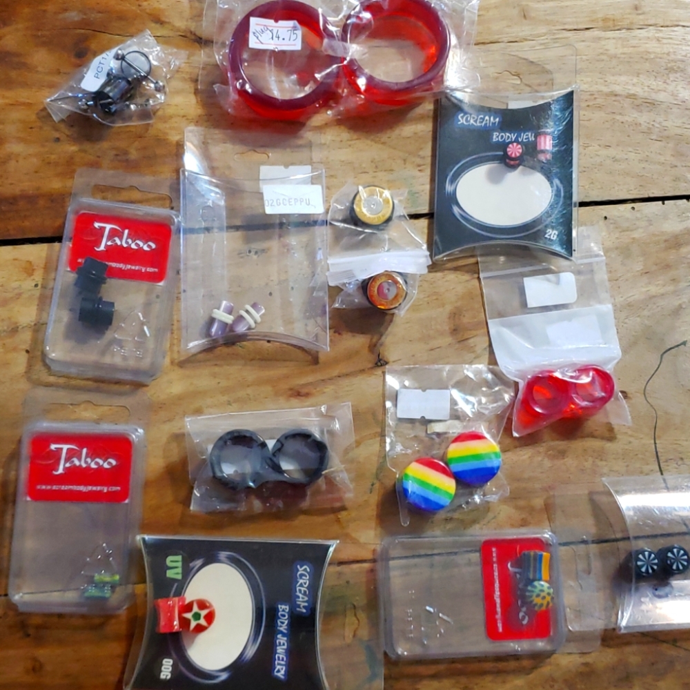 13 pair ear gauges New